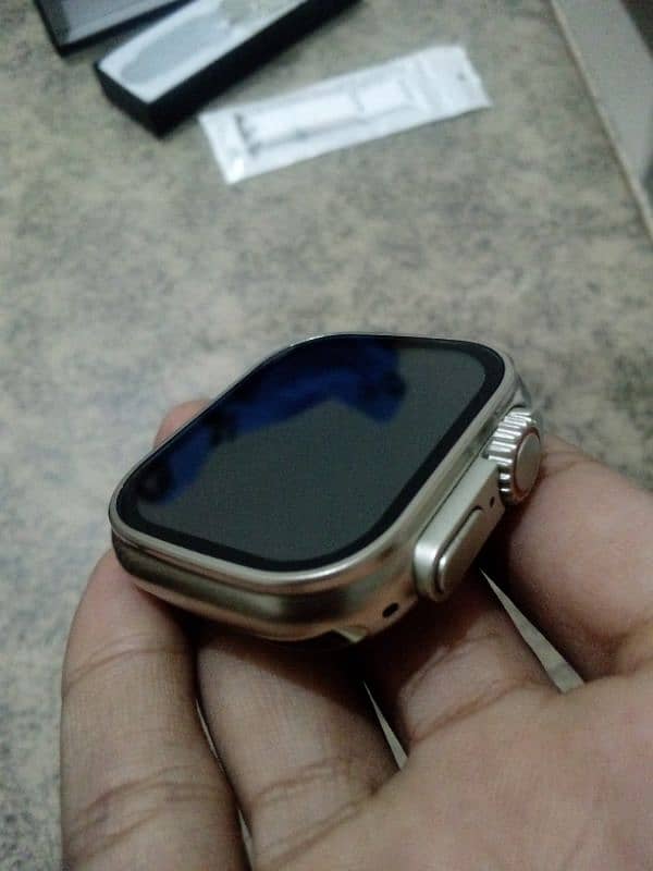 condition 10/9 , battery timing good,auto on off sensor 1