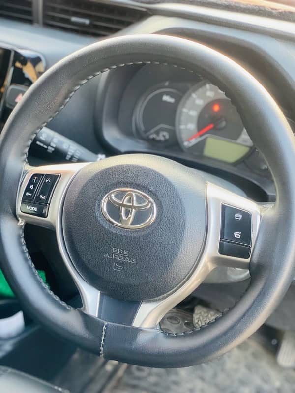 Toyota Vitz 2014 7