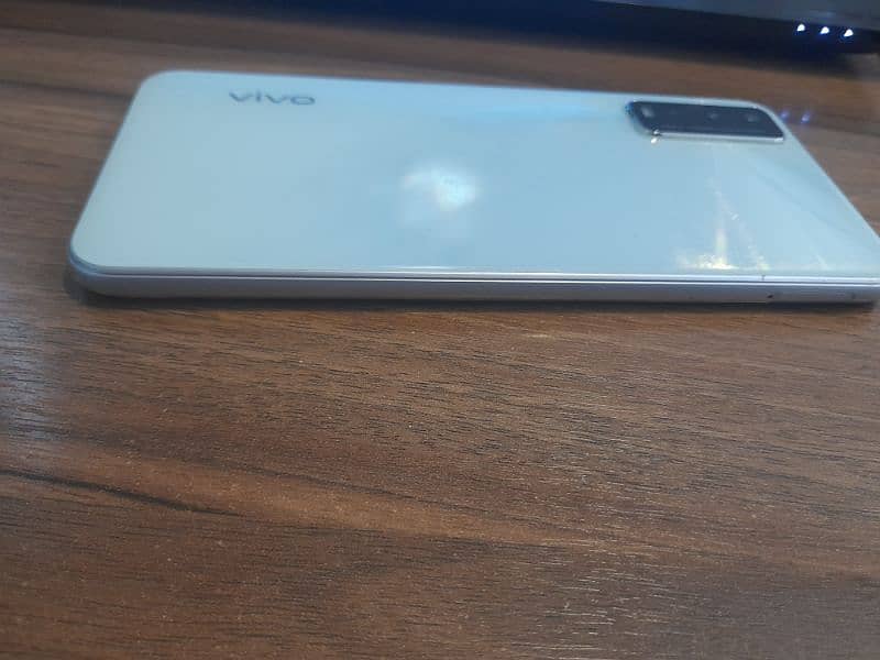 Vivo Y15 in Excellent Condition for Sale 2