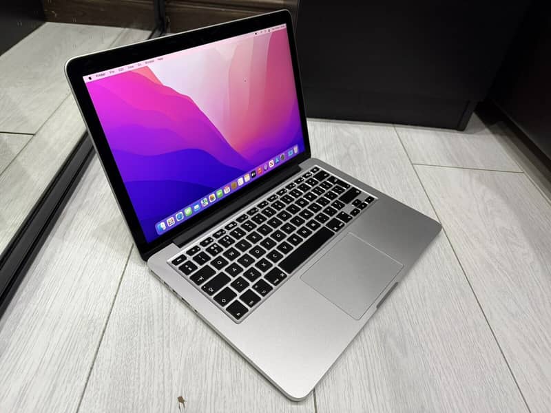 Apple MacBook Pro 2015~Core i7/16GB/256 ~ New Condition Import Stock 0