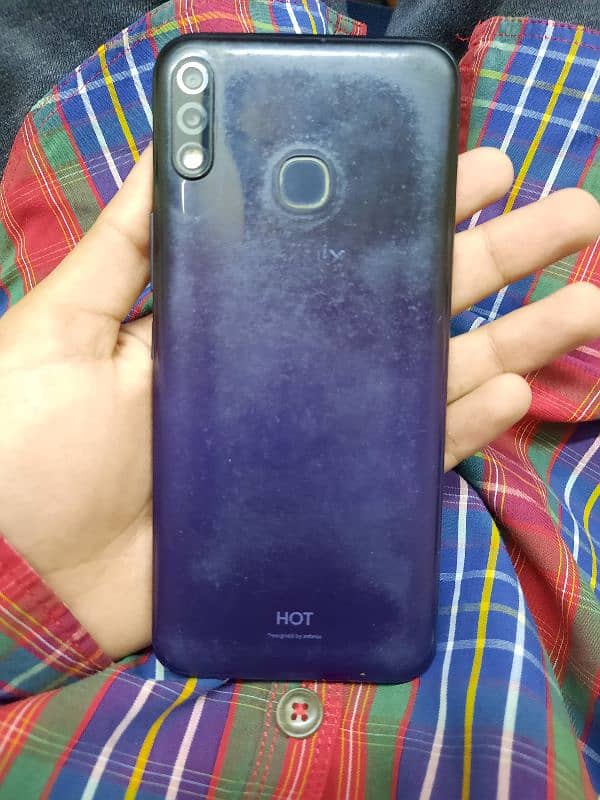 infinix hot8 lite 2/32 gb 2