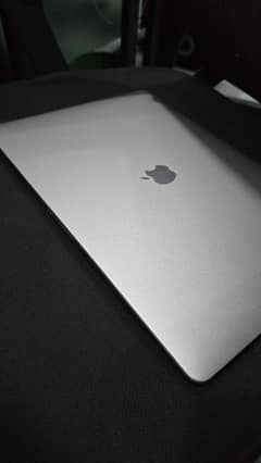 Macbook Pro 2017 corei7