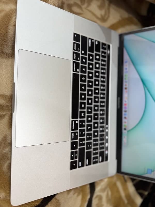 Macbook Pro 2017 4