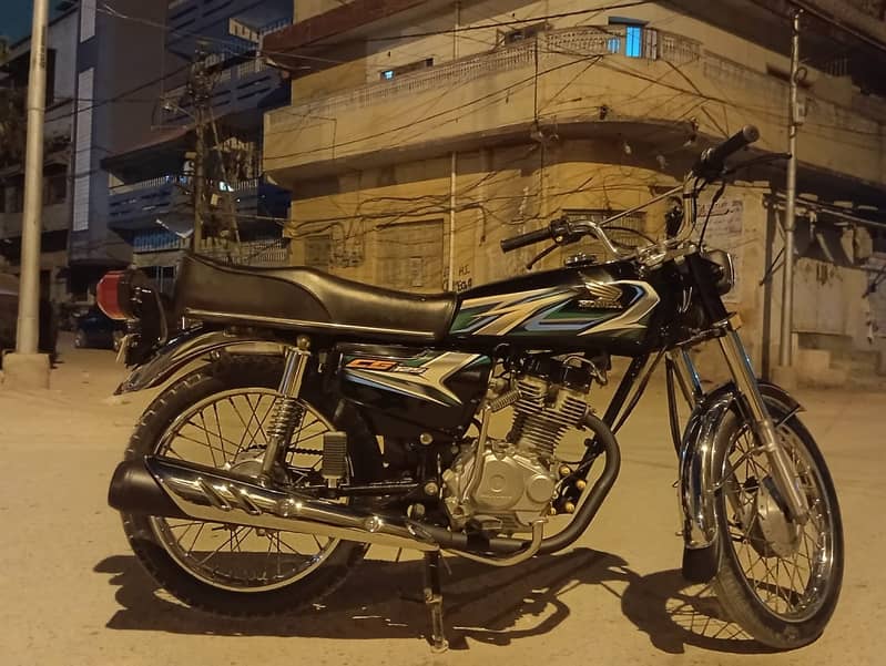 Honda CG 125 2023 karachi number 0