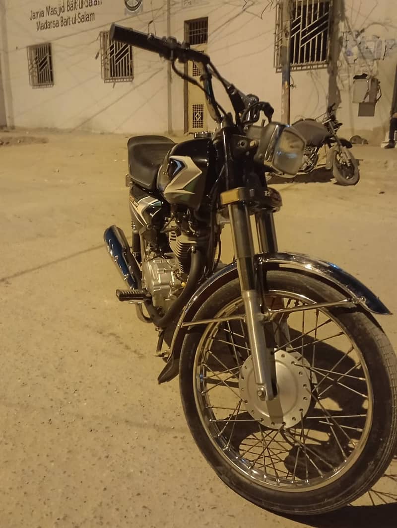 Honda CG 125 2023 karachi number 3