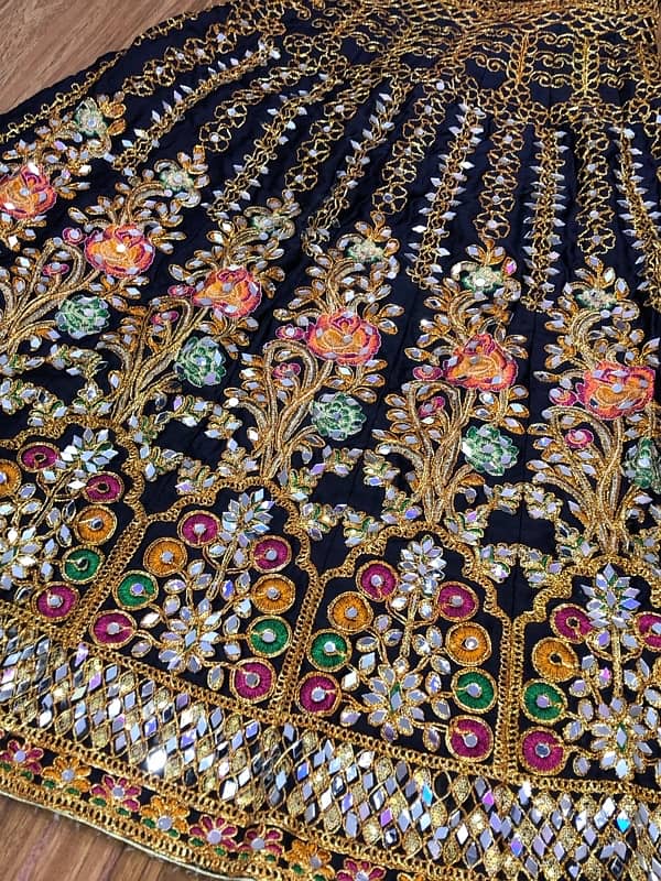 lehnga in perfect condition. 0