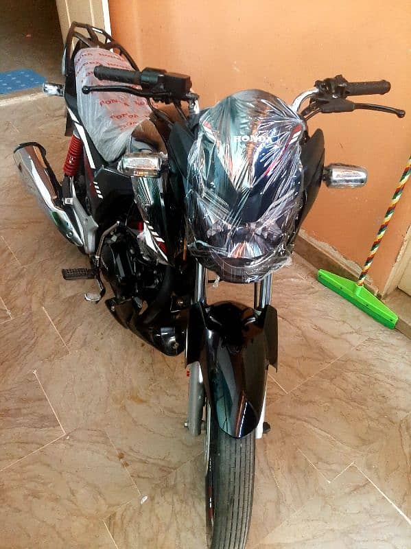 Honda Cb 150f New Condition  urgent sel 0