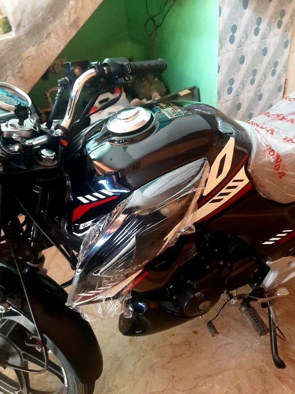 Honda Cb 150f New Condition  urgent sel 4