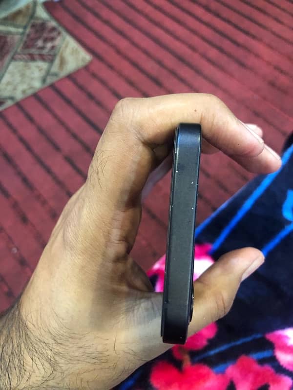 I-Phone 12 64gb jv Non-Pta with Apple Warranty 6