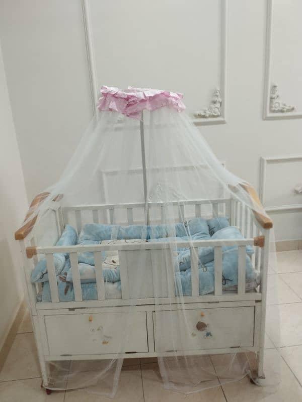 Baby wooden cot 0