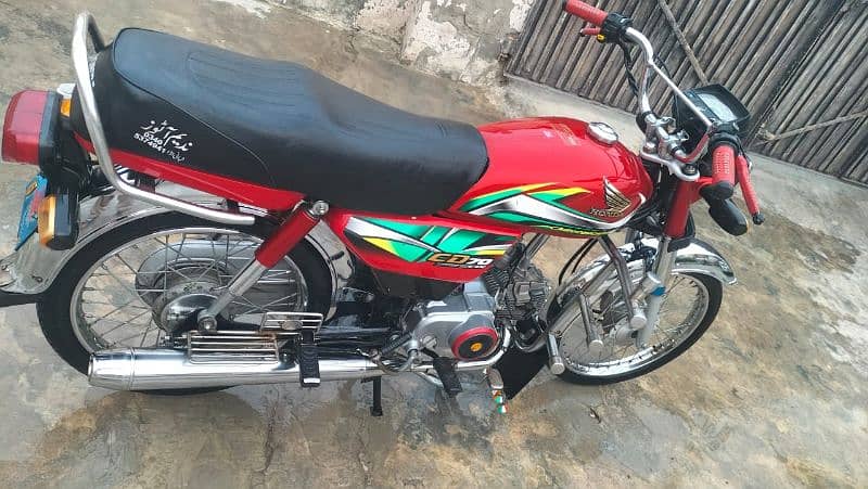 Honda CD 70 for sale . 2