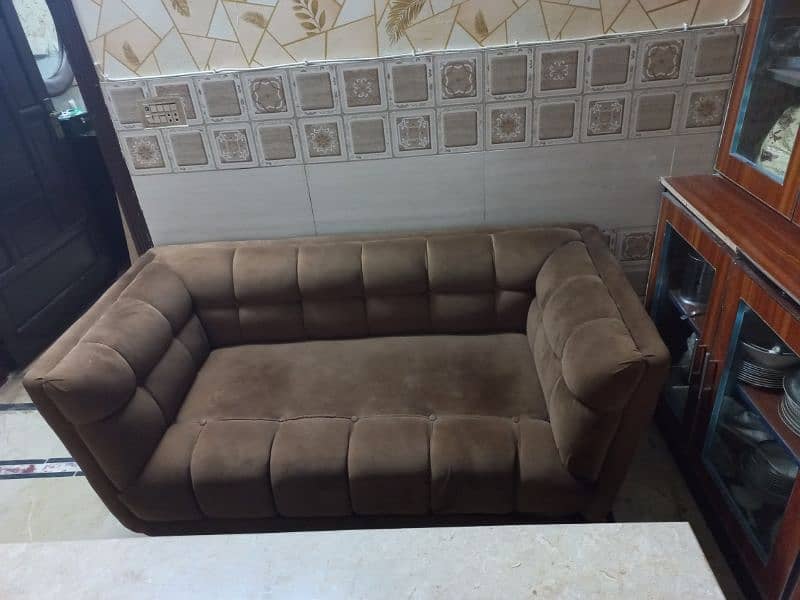 2 set of 2 seater sofa. . . with table n 6 puffy 2