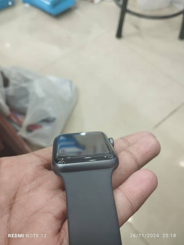 apple watch series 3 42mm 4