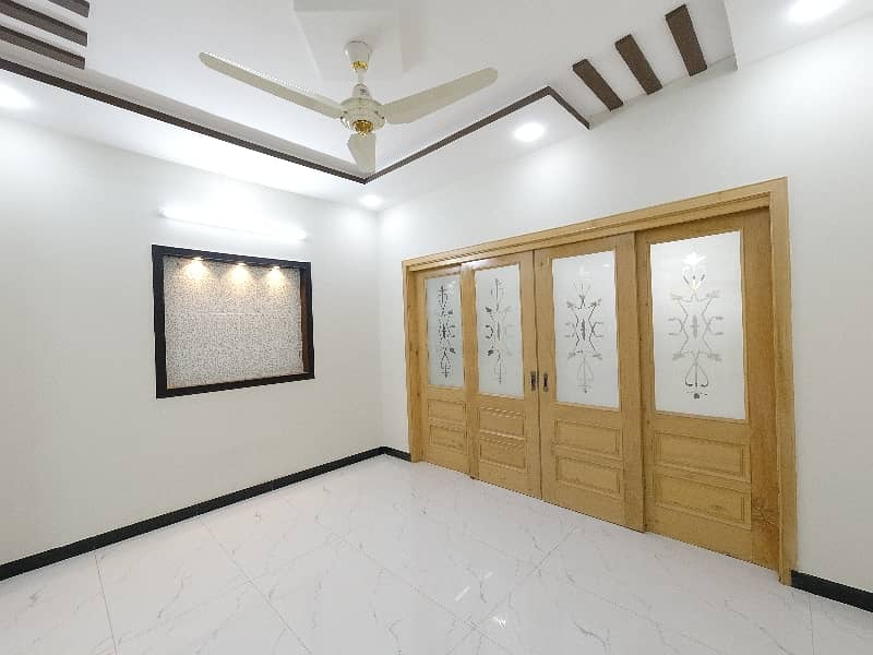 Ready To Buy A House In G-13/1 Islamabad 27