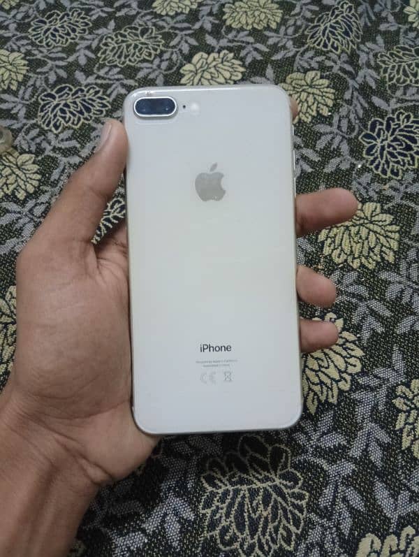 iPhone 8 plus non pta 1