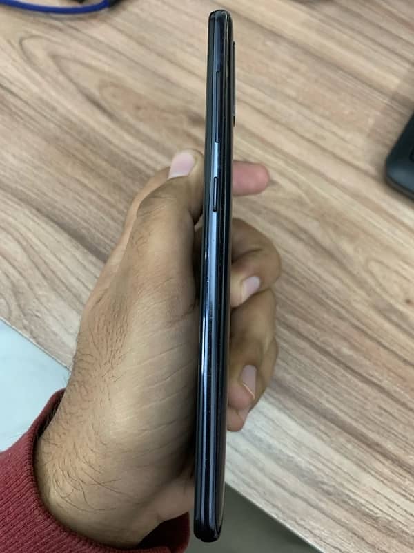 Samsung Galaxy A50 0