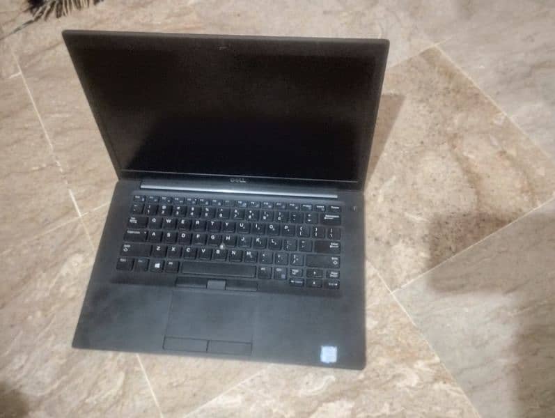 Dell Laptop Core i5 7th Gen 1