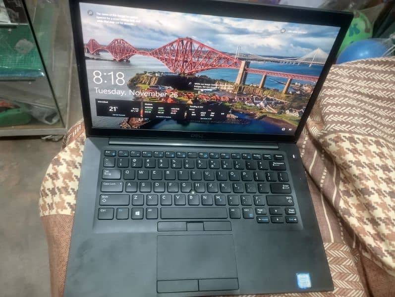 Dell Laptop Core i5 7th Gen 10