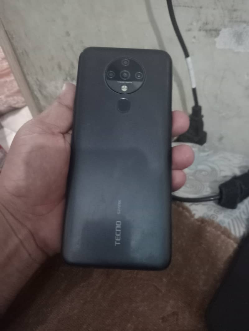 Tecno Spark 6 1