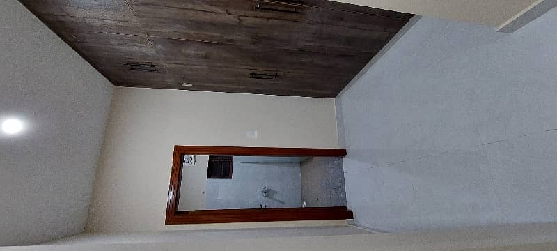 House For Rent In G-14/4 (14 Marla) 3