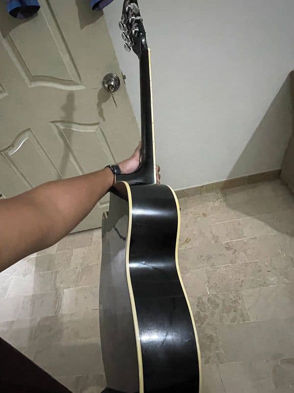 beginner guitar only serious buyers may contact 1