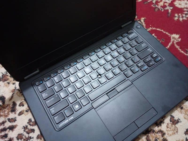 Latitude E7450 1