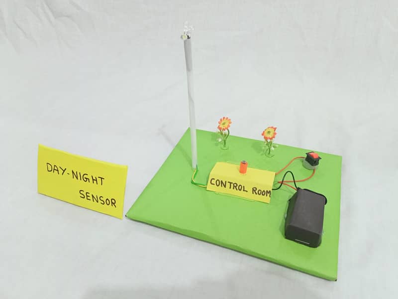 Science Projects-Sensor-Solar-Motion-LDR-Wind Mill-Robotic Arm 7