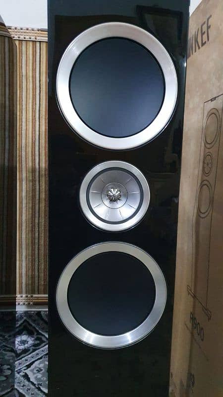 kef R900 audiophile speakers 2