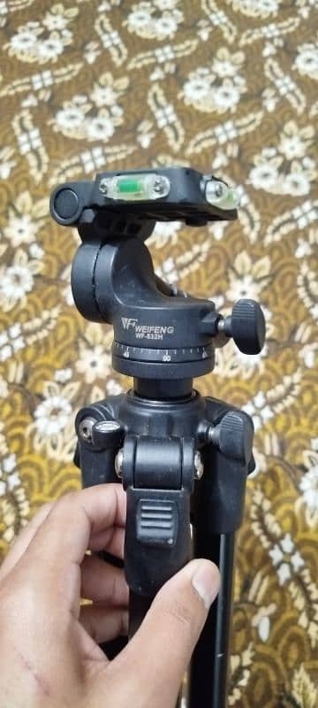 Weifing . WF532T DSLR camera stand 2