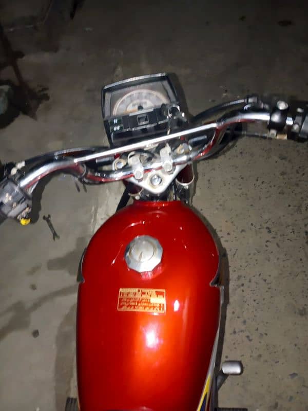 Honda 70 20/ 21 abhi tak iska engine Nahin 5