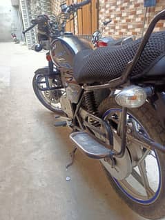 Suzuki GS 150 SE 2020