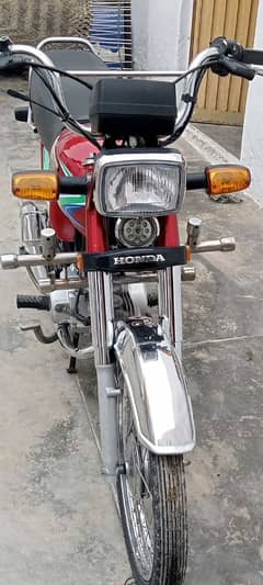 HONDA  CD 70 BIKE FOR SALE