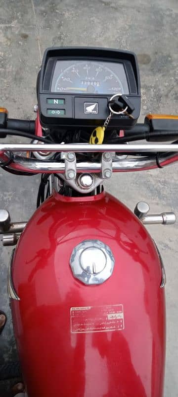 HONDA  CD 70 BIKE FOR SALE 5