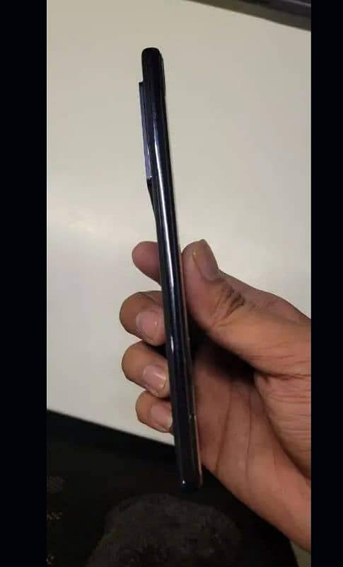 INFINIX NOTE 40 PRO blue colour needendclean 3