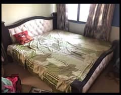 king size bed with mattress