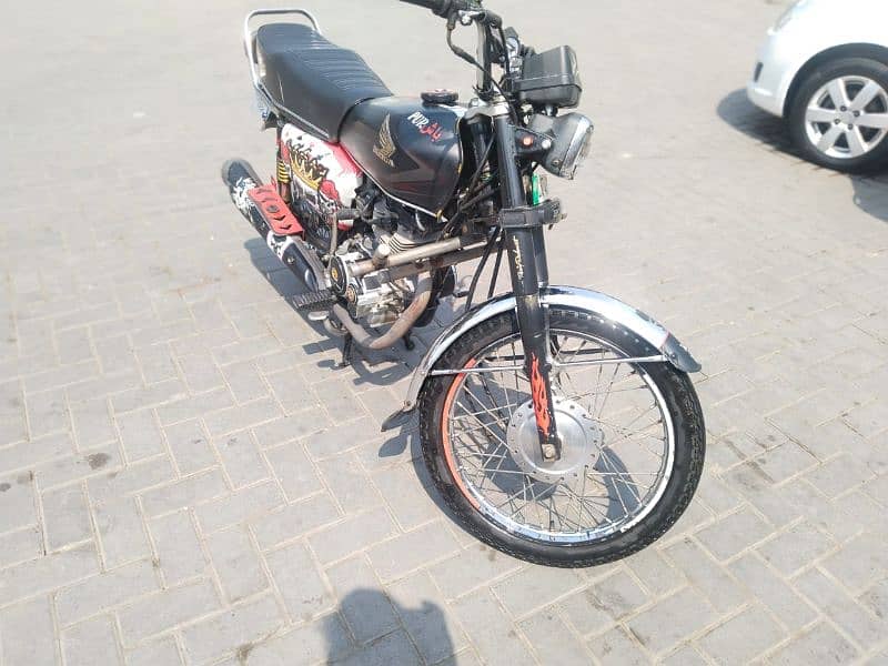 Honda 125  number 48 hai 0