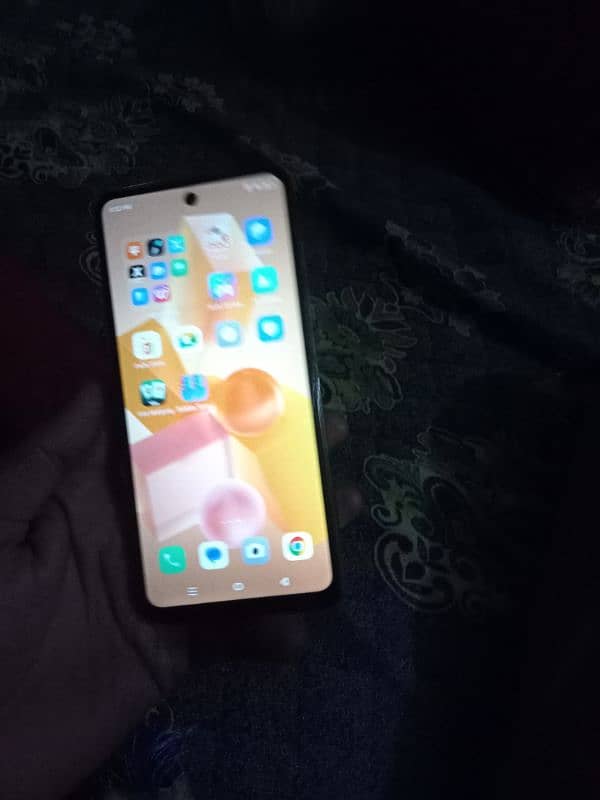 Infinix hot 40i 8+8 256 1