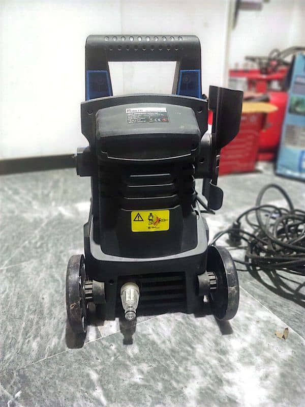 Powerful Pioneer Pressure Washer 2