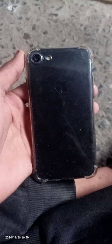 iphone 7 for sell 32 gb non pta back camera problem hai 0