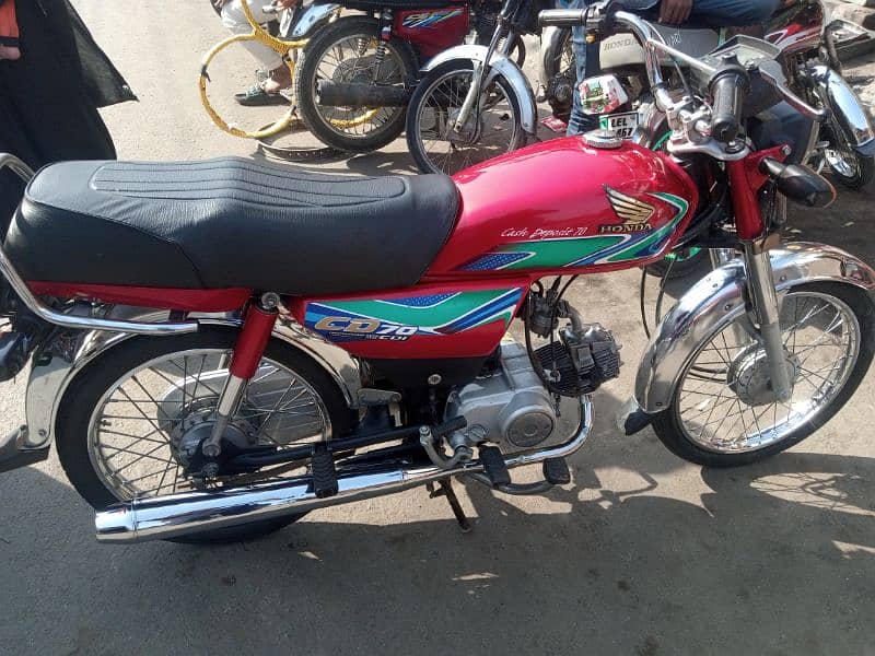 ugrent sale bike honda cd 70 3