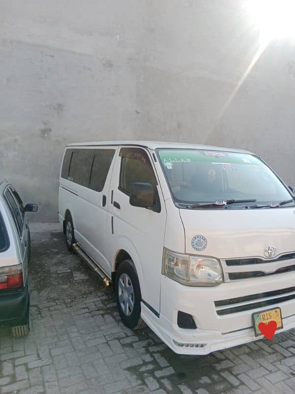 Toyota Hiace 2013 Diesel, Manual Transmission For Sale Urgent. 3