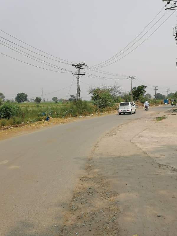 3 Kanal Plot Double Side Road Big Fornt Beautiful Land For Commercial Activities And Form House 0