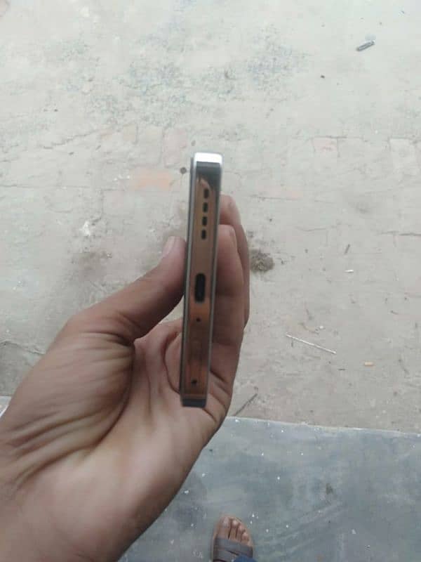 infinix not 40 used 10/9  box pack very nice 5