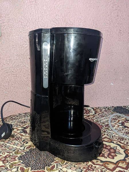 coffee maker with filters 3