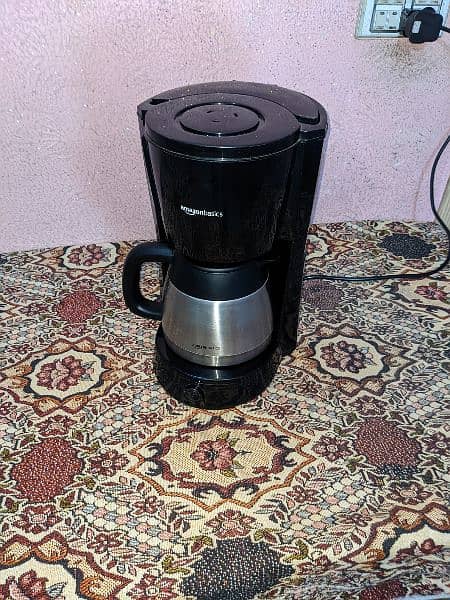 coffee maker with filters 5