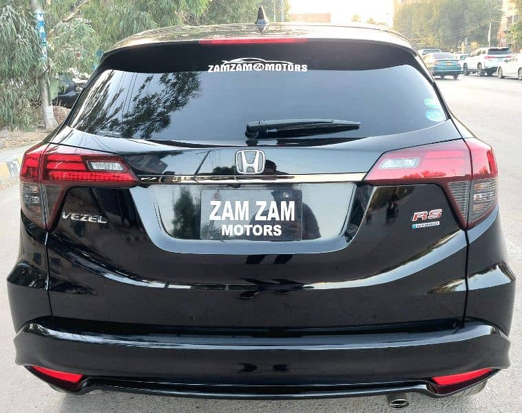 Honda Vezel RS Sensing 2019 4