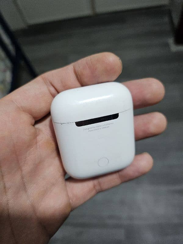 apple air pods 2nd gen (2021) 2