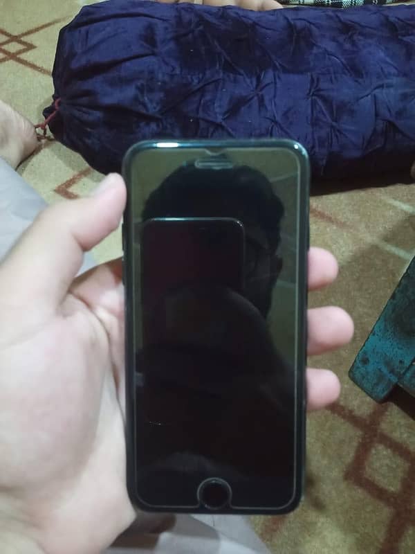 APPLE IPHONE 7 1