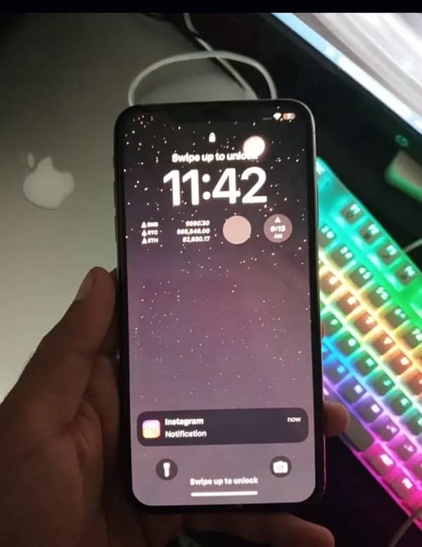 i am selling my iphone xs max 256gb pta approved condtion 10/10 1