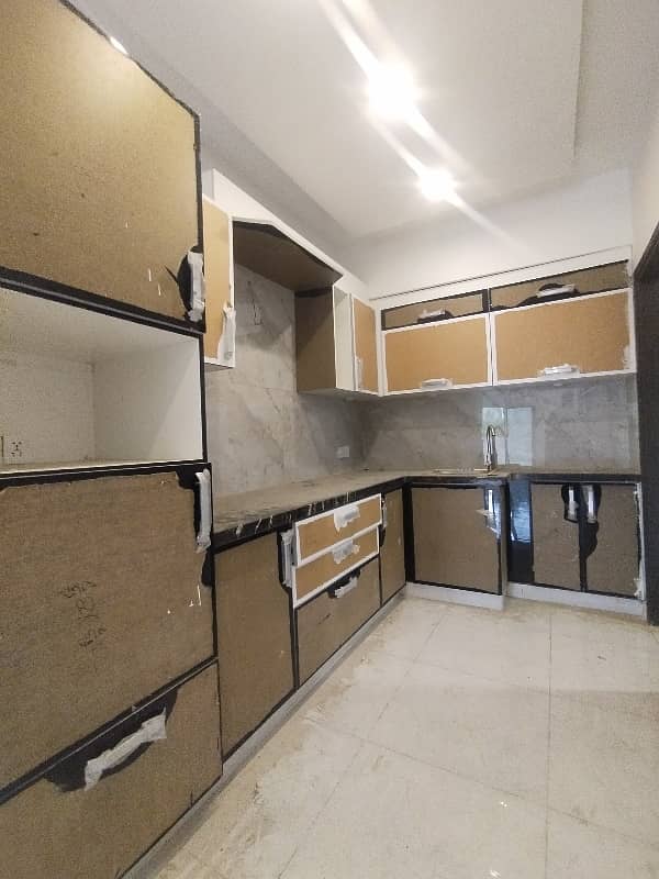 SEMI FURNISHED APARTMENT 3 BED DD FOR RENT 6